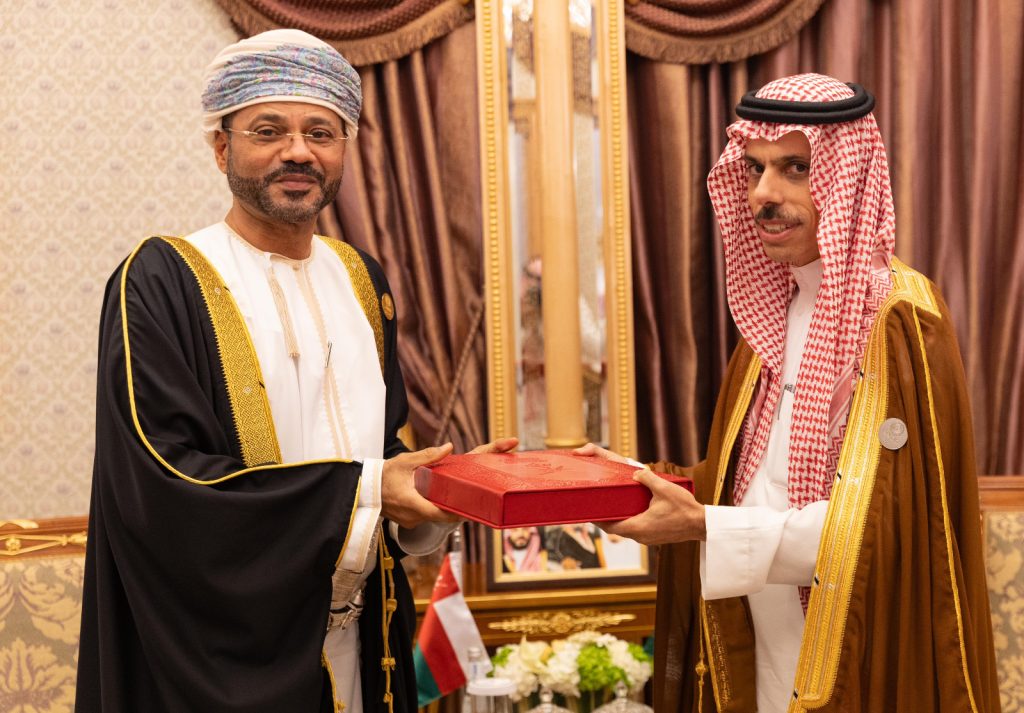 His Majesty Sends A Written Message To The Saudi Crown Prince Fm