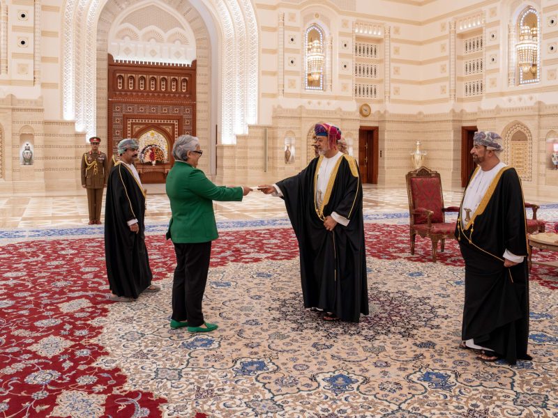 His Majesty receives USAmbassador credentials