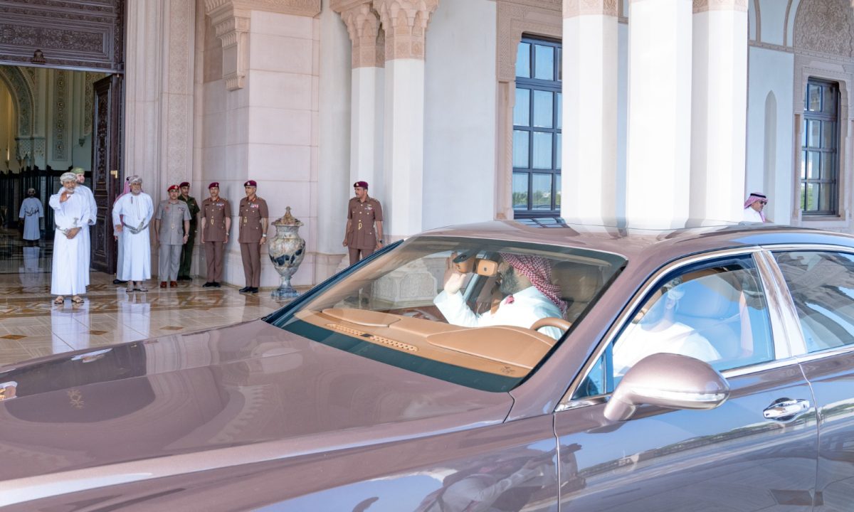 His-Majesty-Sultan-Haitham-and-Prince Mohammed-bin-Salman4