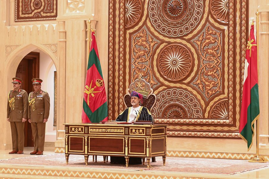 His Majesty opens 8th session of Council of Oman