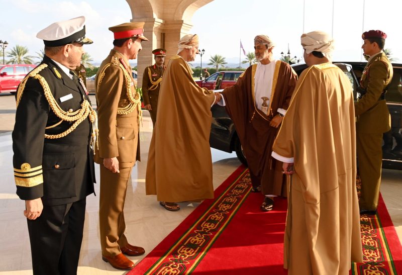 His Majesty is welcomed at the 54th National Day Military Parade