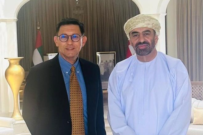 Oman-Ambassador-UAE-receives-Canadian-Ambassador