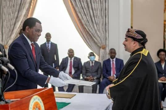 Zambia: The Ambassador of the Sultanate of Oman presents his credentials to His Excellency the President