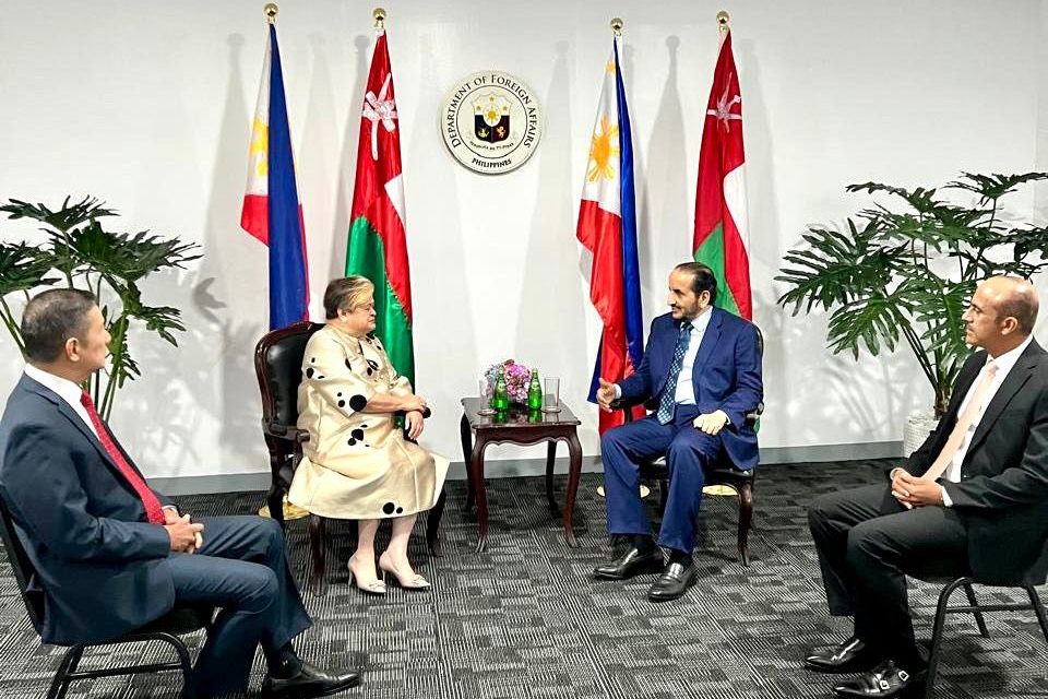 Oman and Philippines hold political consultations