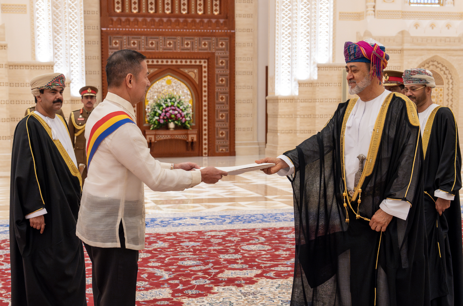 HM-receives-Philippines-Ambassador-credentials