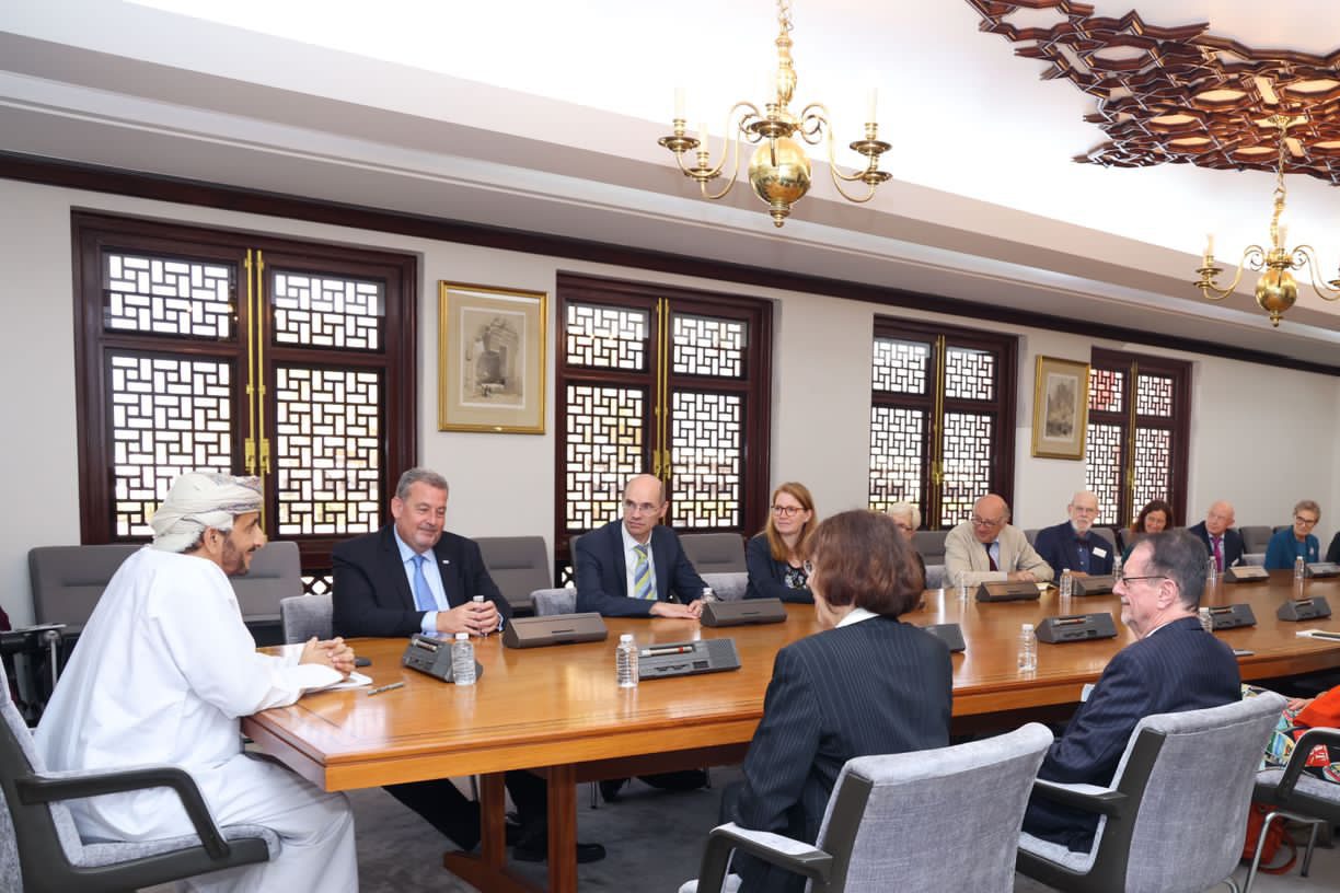 Diplomatic-Undersecretary-Sheikh-KJhalifa-Alharthy-receives-Omani-German-Friendship-Association