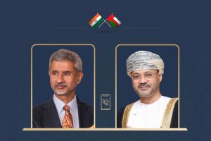 Oman and Indian Foreign Ministers phone call