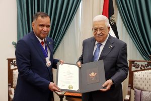 Palestinian President honours Omani  Head of Mission