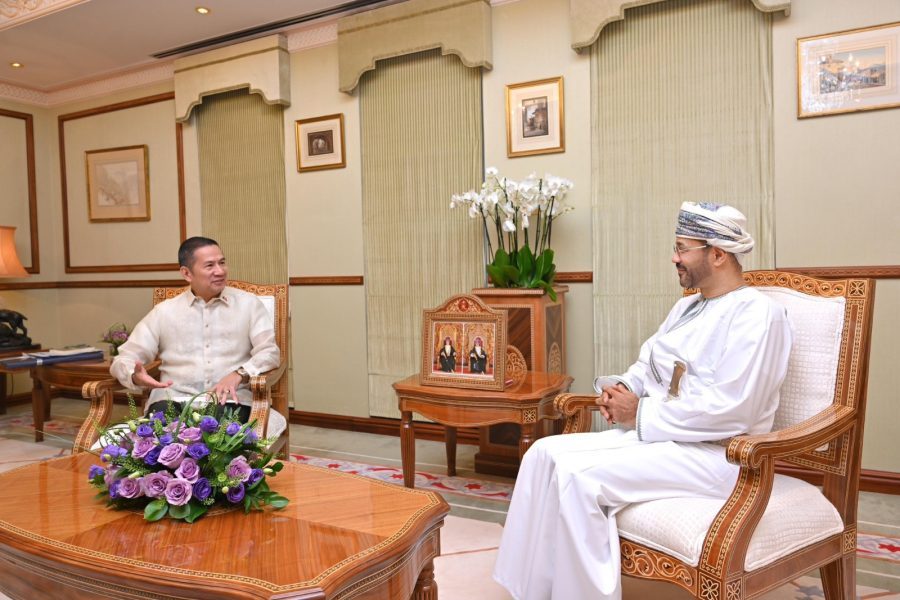 Foreign Minister welcomes Philippines Ambassador designate to Oman - FM