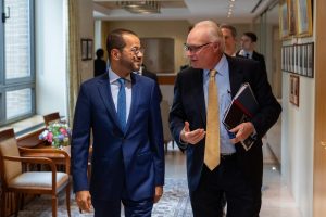 Sayyid-Badr-meets-US Special Envoy for Yemen Tim Lenderking