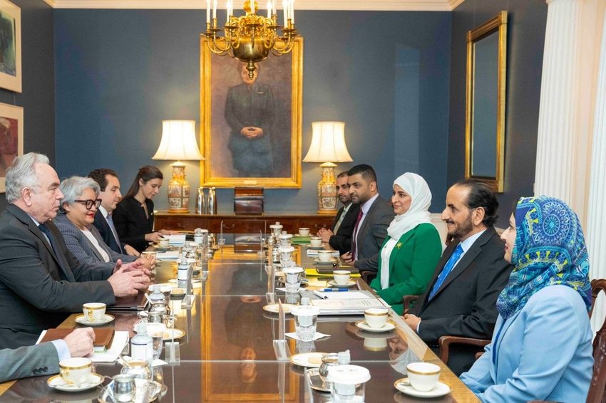 Undersecretary of the Foreign Ministry for Political Affairs meets with American officials