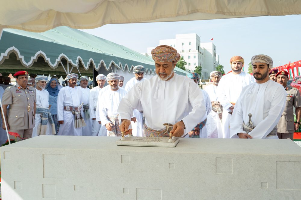 His Majesty Sultan Haitham bin Tariq the Great, may God protect and preserve him, included, under his generous patronage, this morning the celebration of laying the foundation stone for the Oman Cultural Complex project and the building of the National Documents and Archives Authority at the project site in Airport Heights in Muscat Governorate. After that, His Majesty the Sultan kindly viewed the designs of the Oman Cultural Complex building through display panels that highlighted the contents of the project, which is an embodiment of the lofty vision to create an artistic and cultural destination of high levels, a civilizational, cultural, scientific and intellectual achievement, and an institutional entity that represents an edifice of the blessed renaissance.