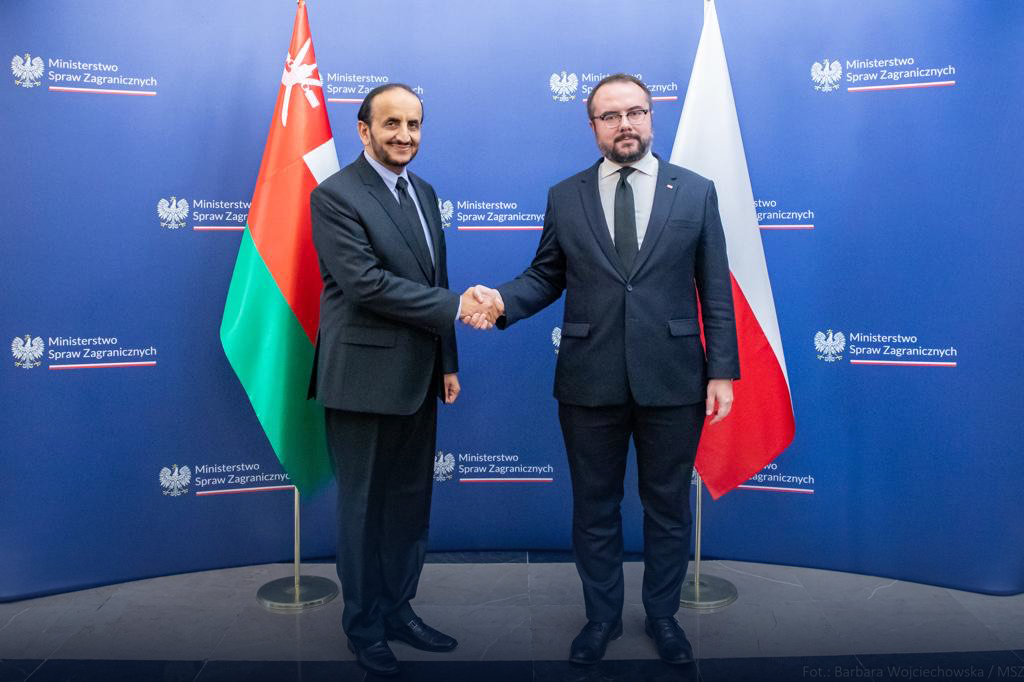 Oman-Poland-hold-political-consultations