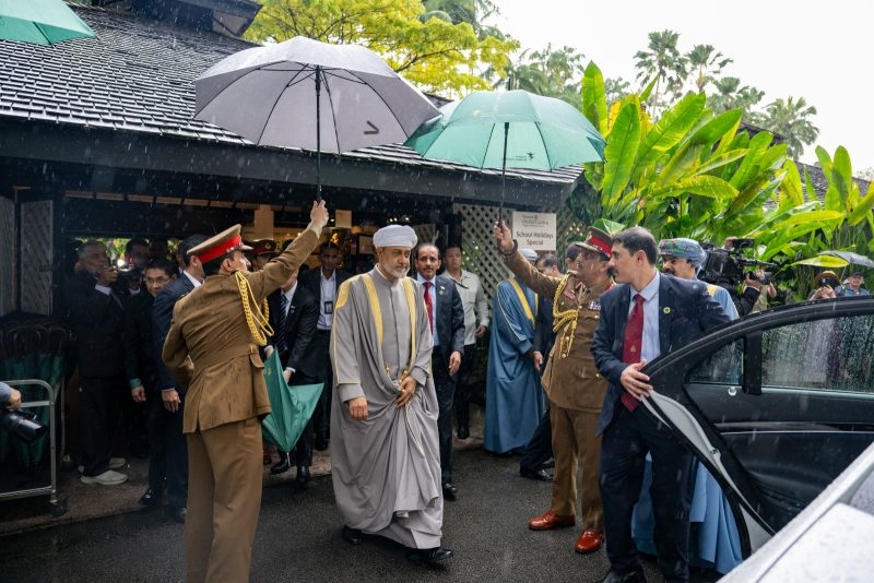 An official reception ceremony for His Majesty the Sultan on the occasion of his visit to Singapore